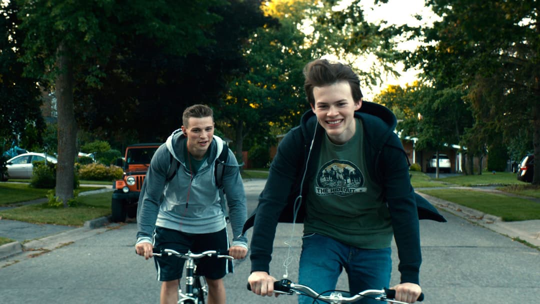 Giant Little Ones backdrop 4