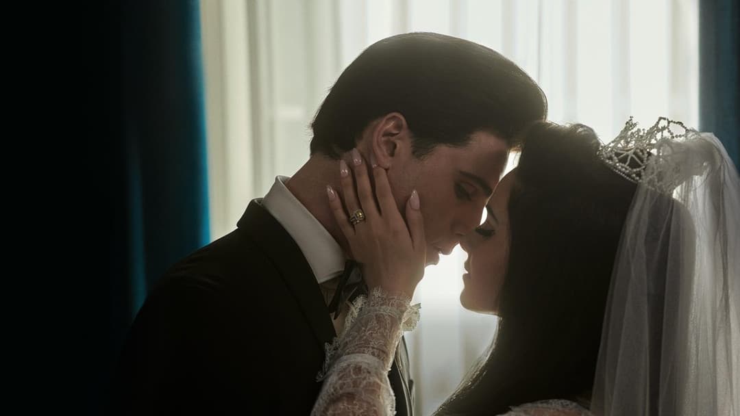 Priscilla backdrop 10