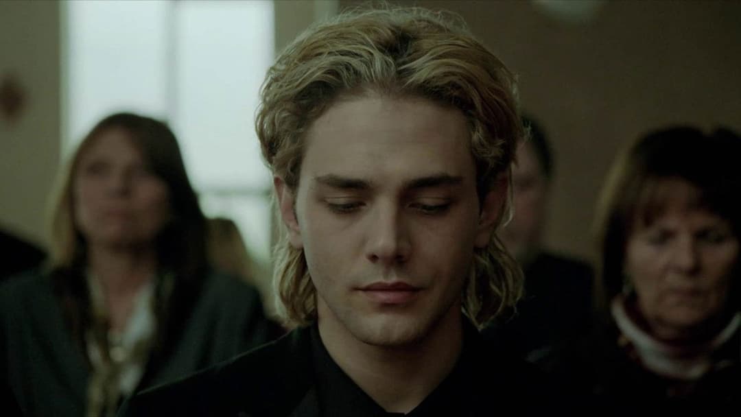 Том на фермі backdrop 20