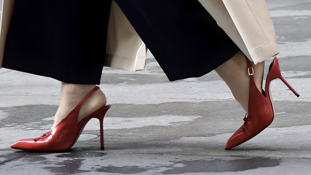 Диявол носить Прада 2 backdrop 4