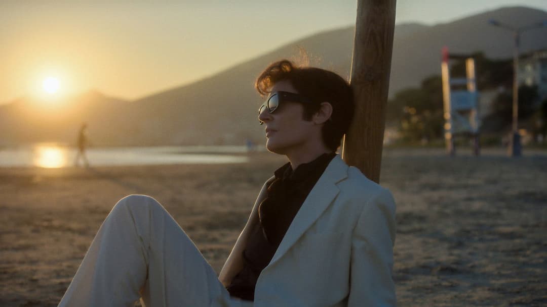 Marcello Mio backdrop 8