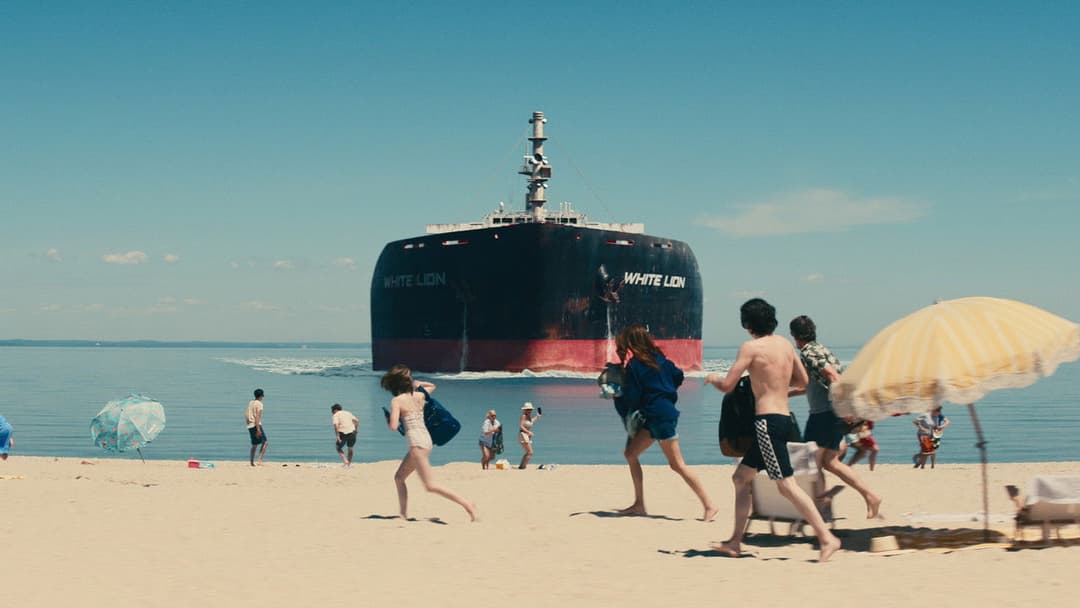 Leave the World Behind backdrop 16