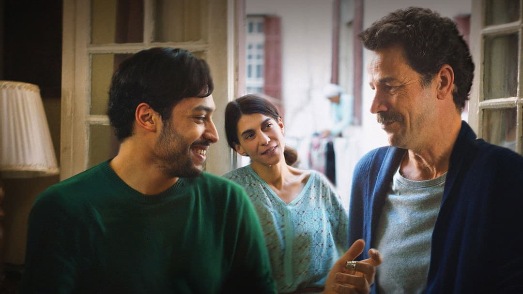 أزرق القفطان backdrop 3