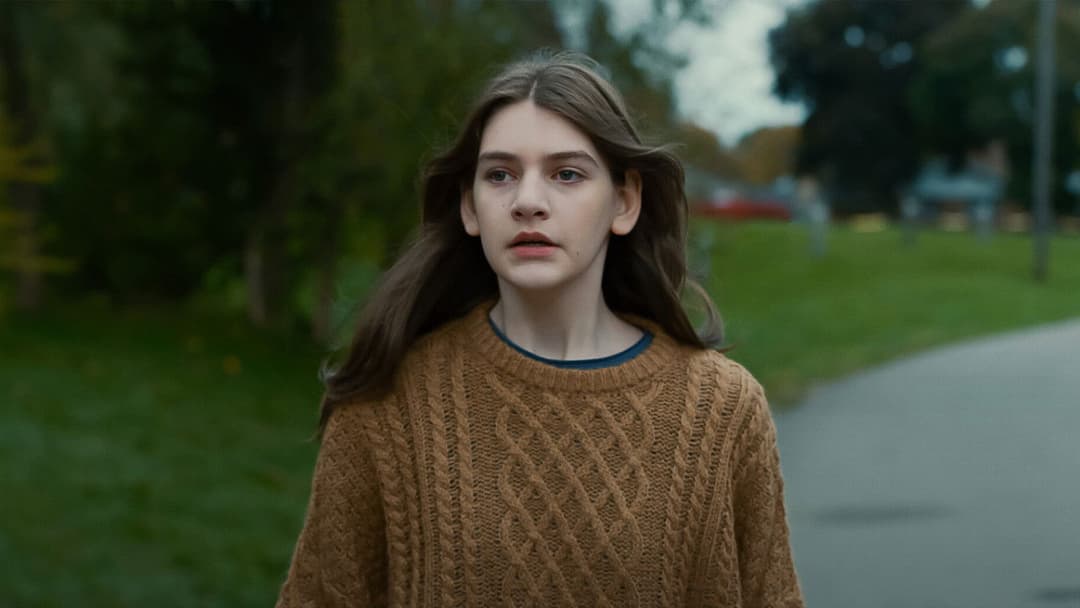 I Used to Be Funny backdrop 4