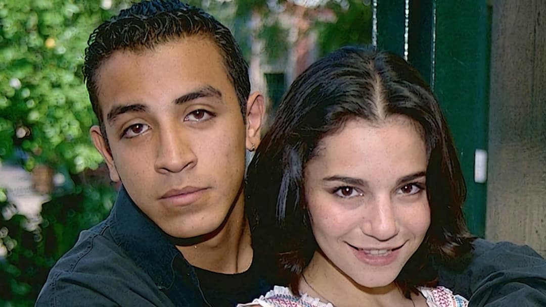 Amar te duele backdrop 3