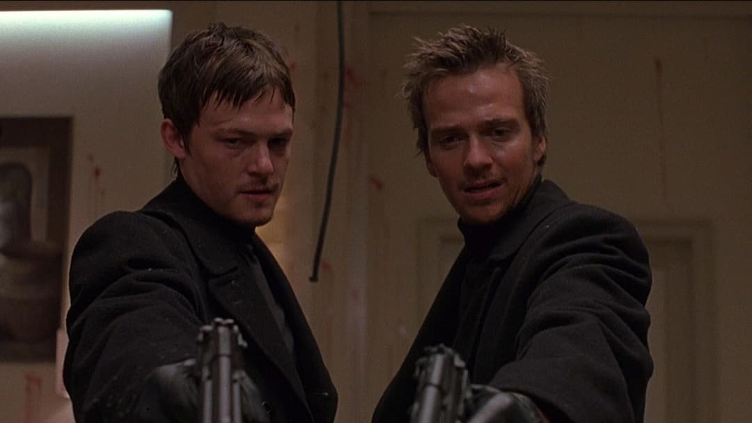 Святі з Бундока backdrop 11