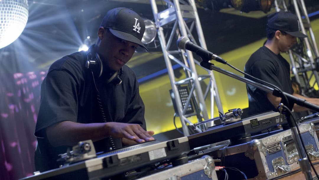 Straight Outta Compton backdrop 12