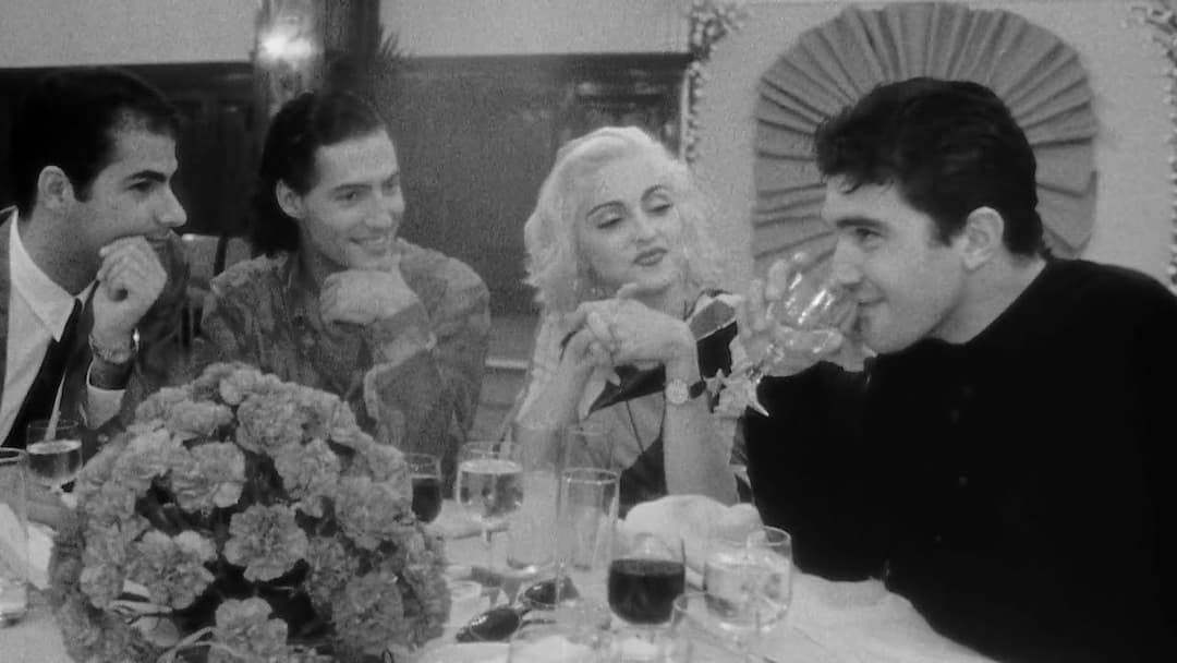 Im Bett mit Madonna backdrop 13