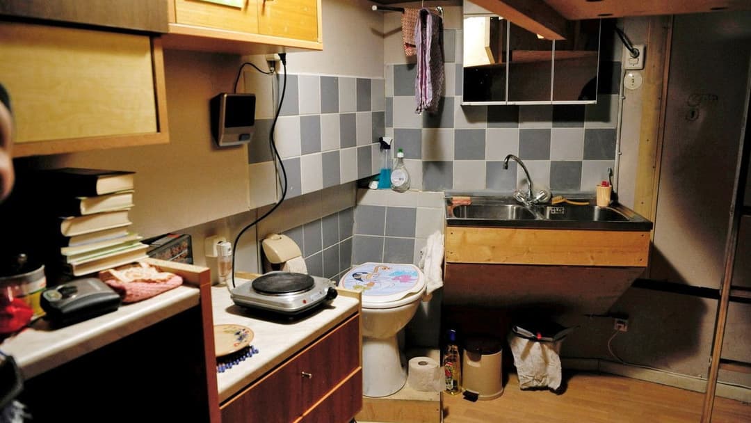 3096 Tage backdrop 6