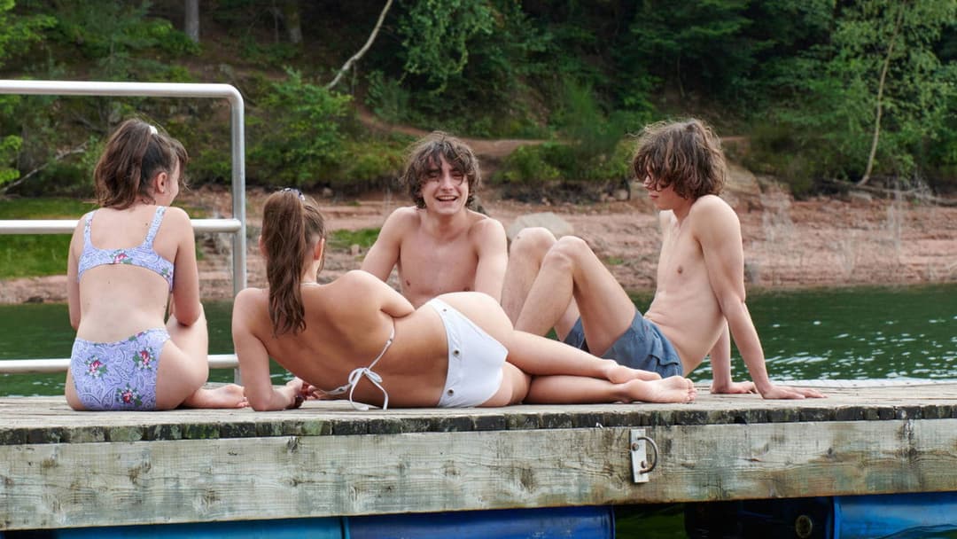 Leurs Enfants après eux backdrop 4