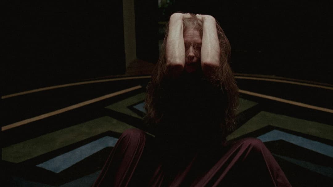 Суспірія backdrop 17