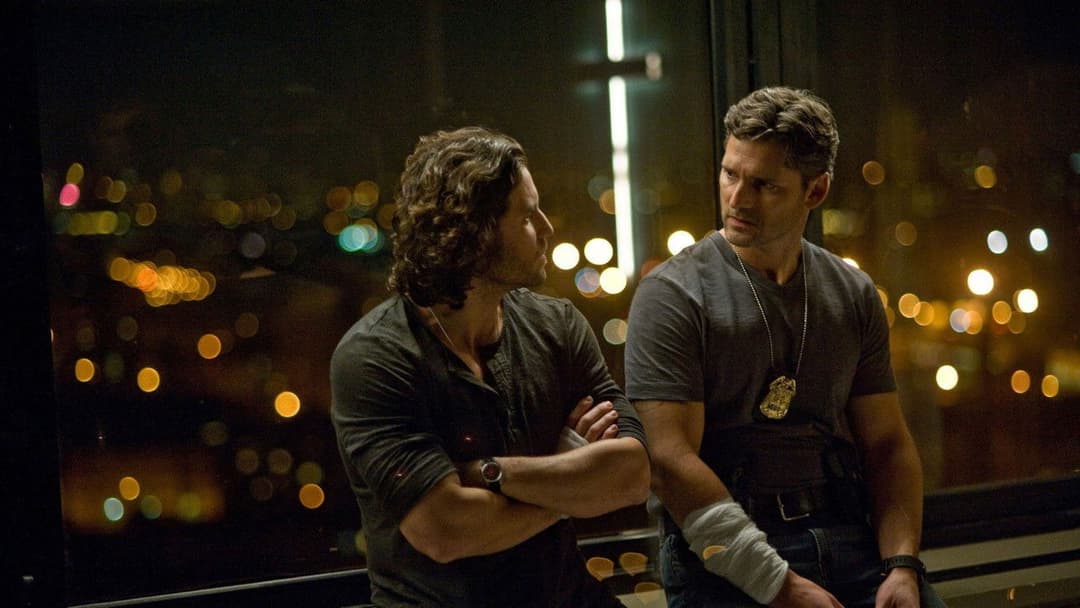 Визволи нас від зла backdrop 13