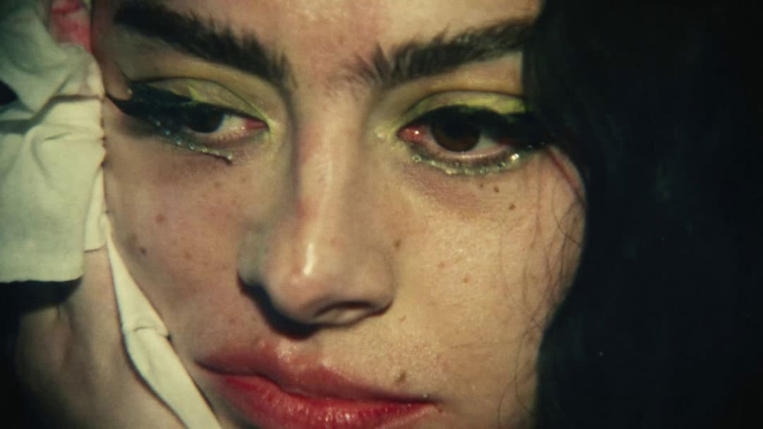 Момент backdrop 2