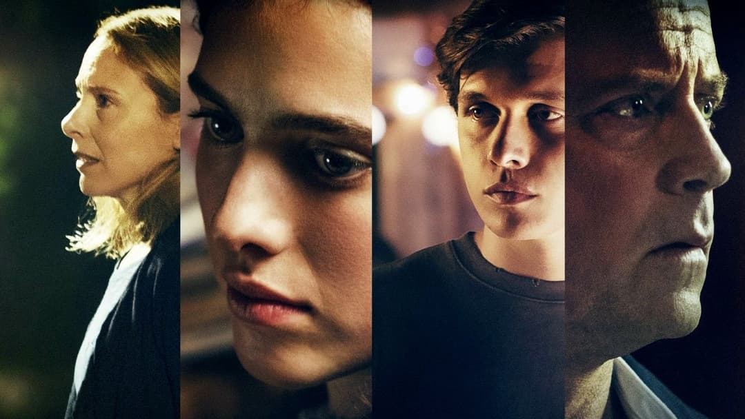 Strange But True: Dunkle Geheimnisse backdrop 6