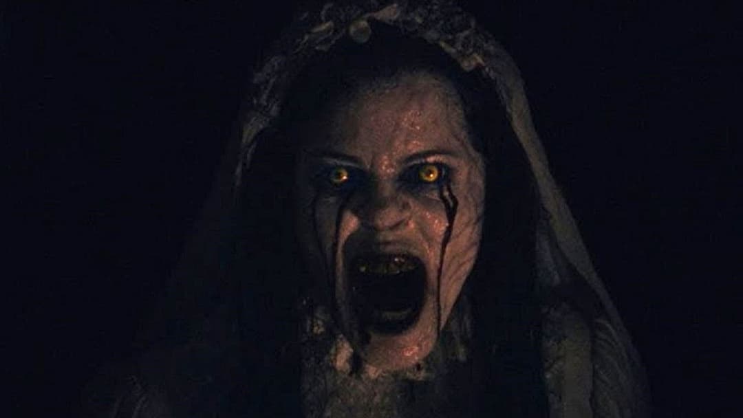 Lloronas Fluch backdrop 3