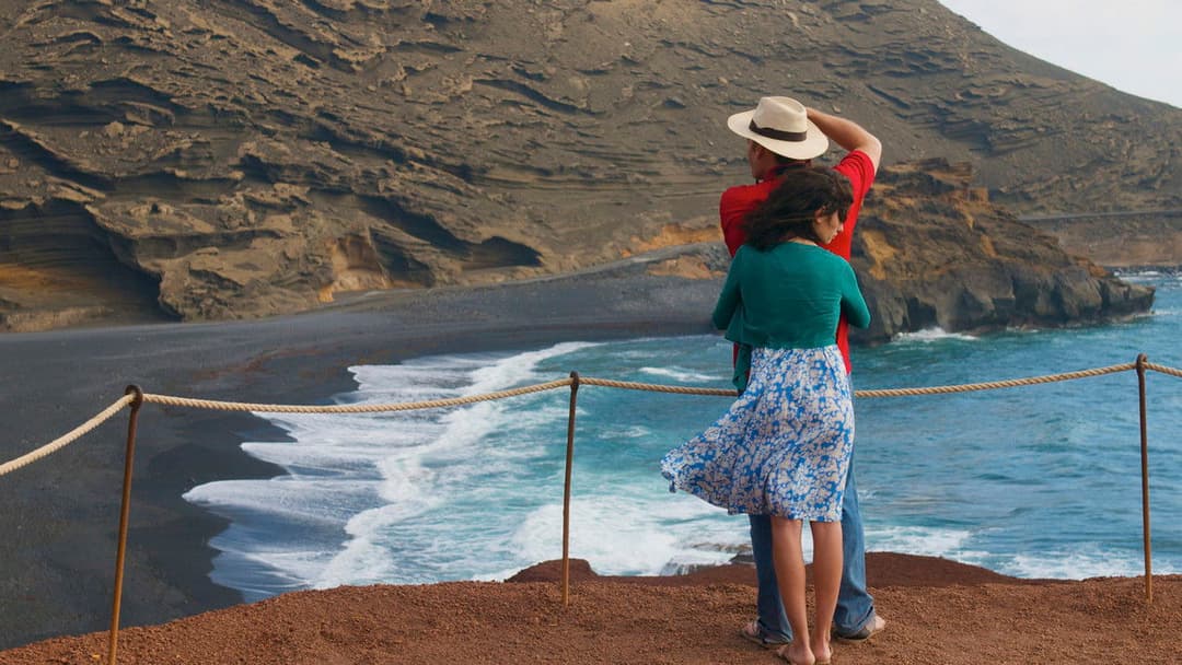 Розімкнені обійми backdrop 4