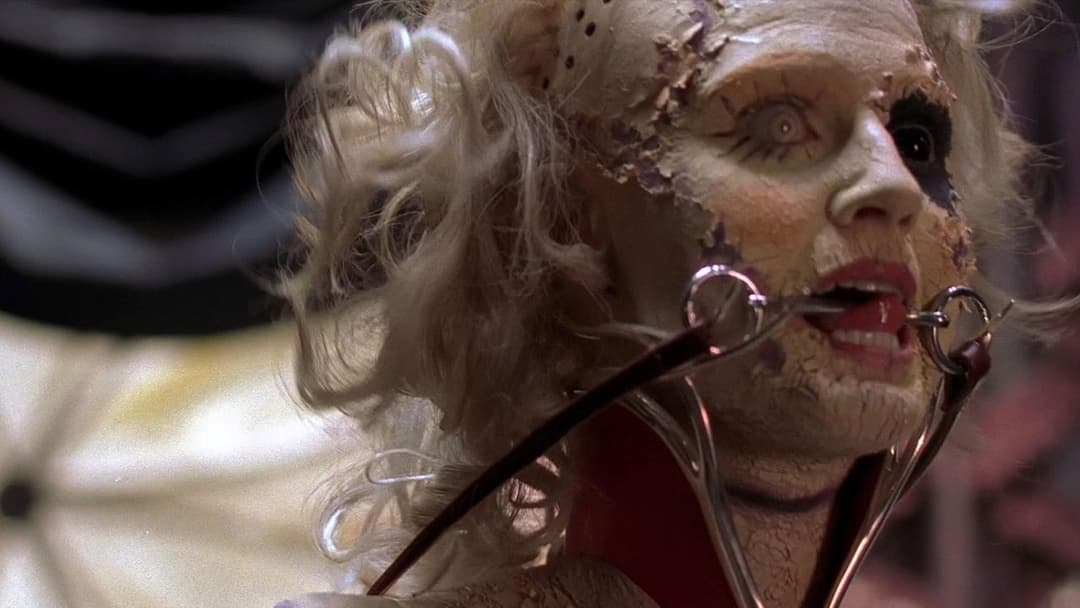 The Cell backdrop 13