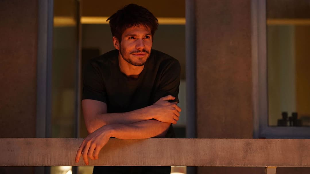 Він і вона backdrop 12