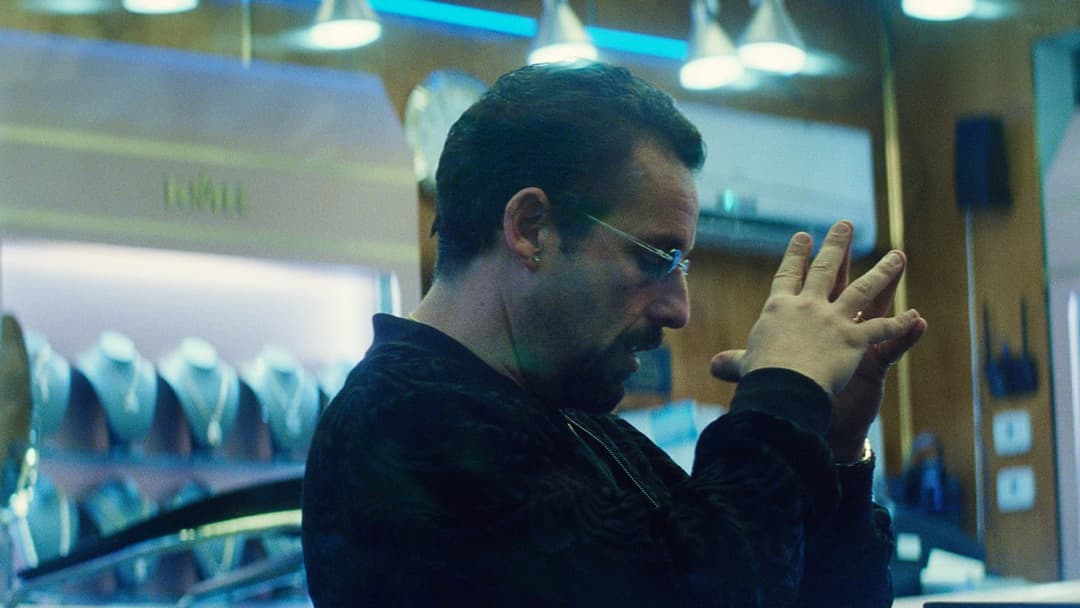 Uncut Gems backdrop 19