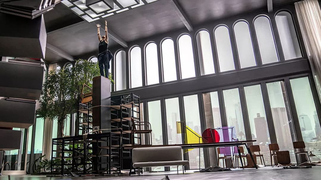 Всередині backdrop 5