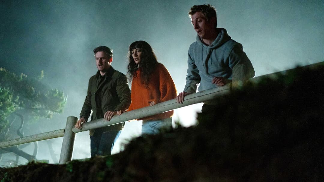 Під наглядом backdrop 11