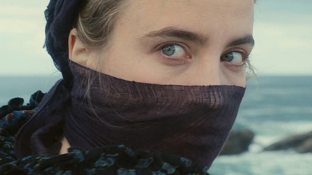 Porträt einer jungen Frau in Flammen backdrop 14