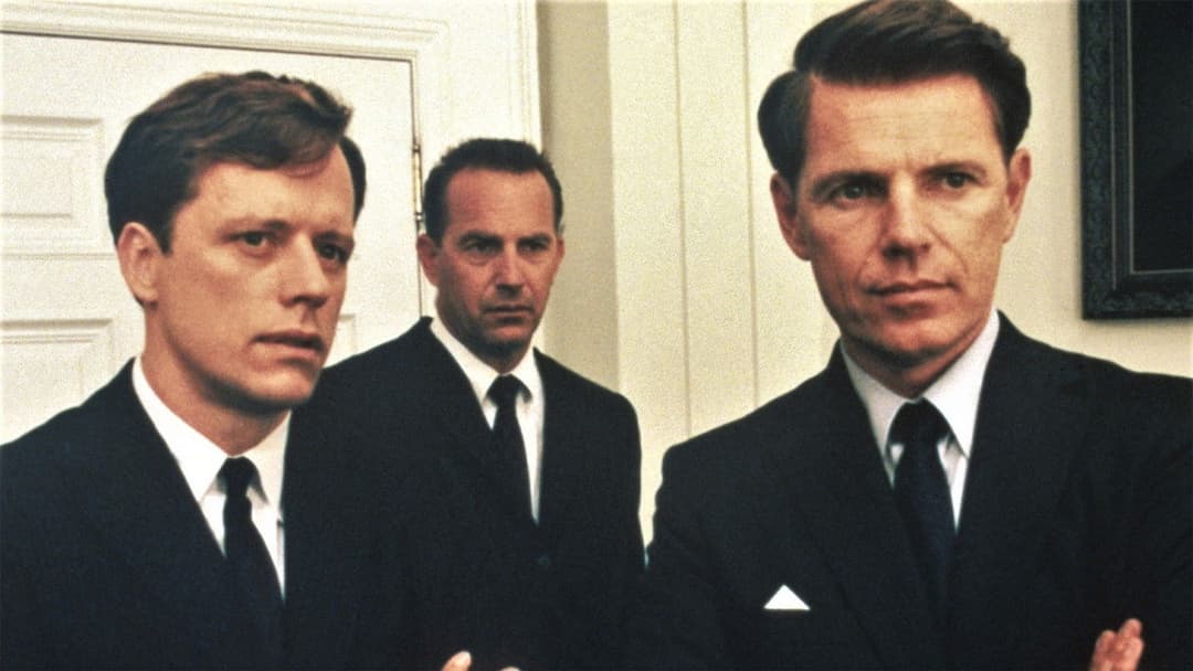 Тринадцять днів backdrop 8