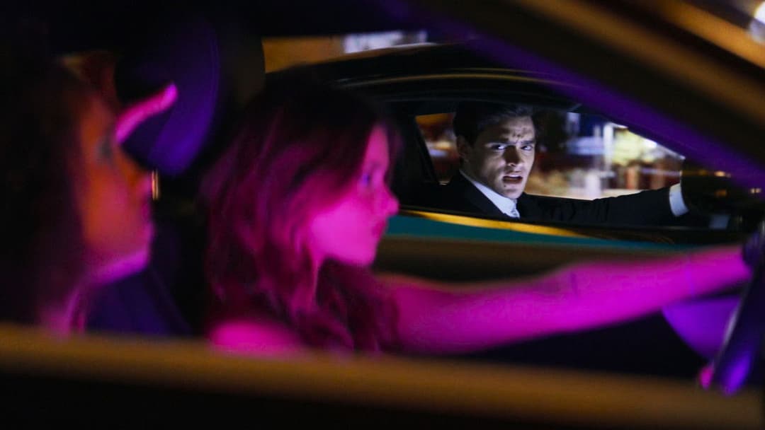 Твоя провина backdrop 5