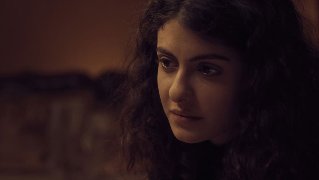 Rebel - In den Fängen des Terrors backdrop 15