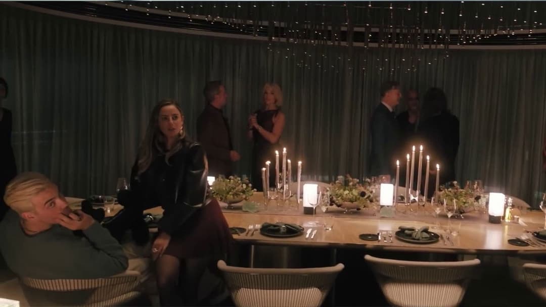 Жінка з каюти № 10 backdrop 13