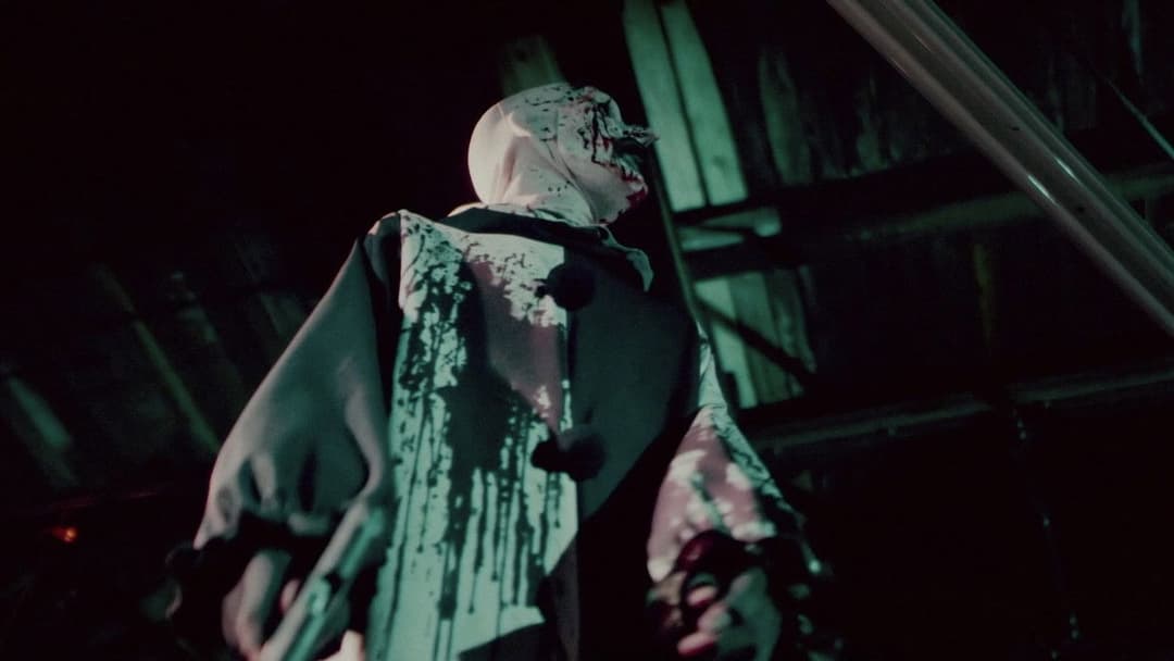 Той, що жахає backdrop 16