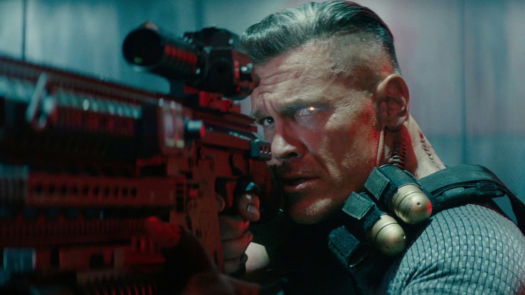 Deadpool 2 backdrop 17