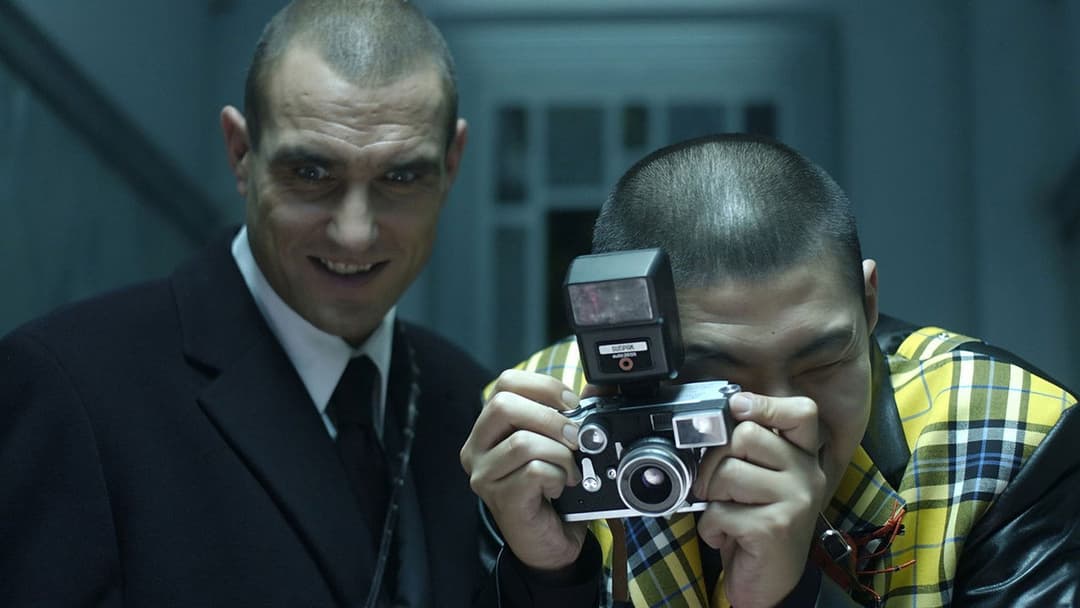 Survive Style backdrop 11