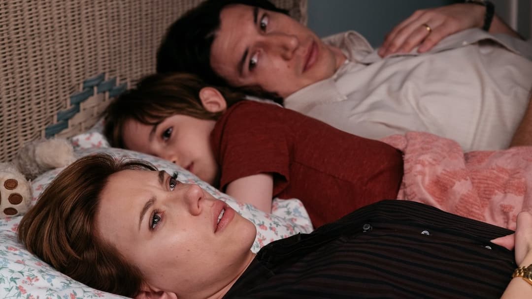 Шлюбна історія backdrop 4