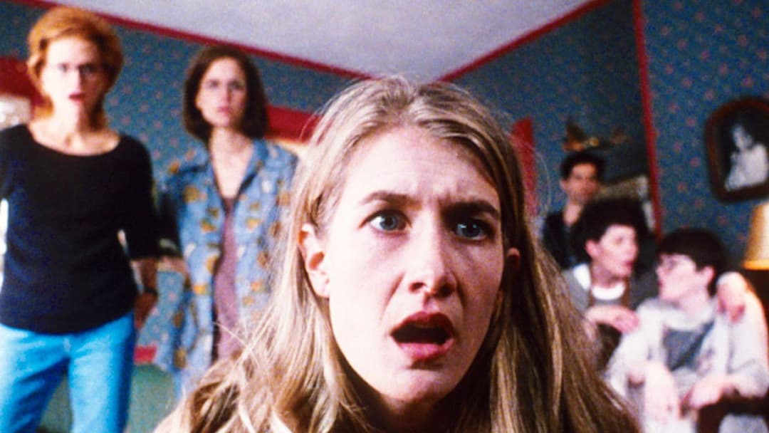 Громадянка Рут backdrop 3