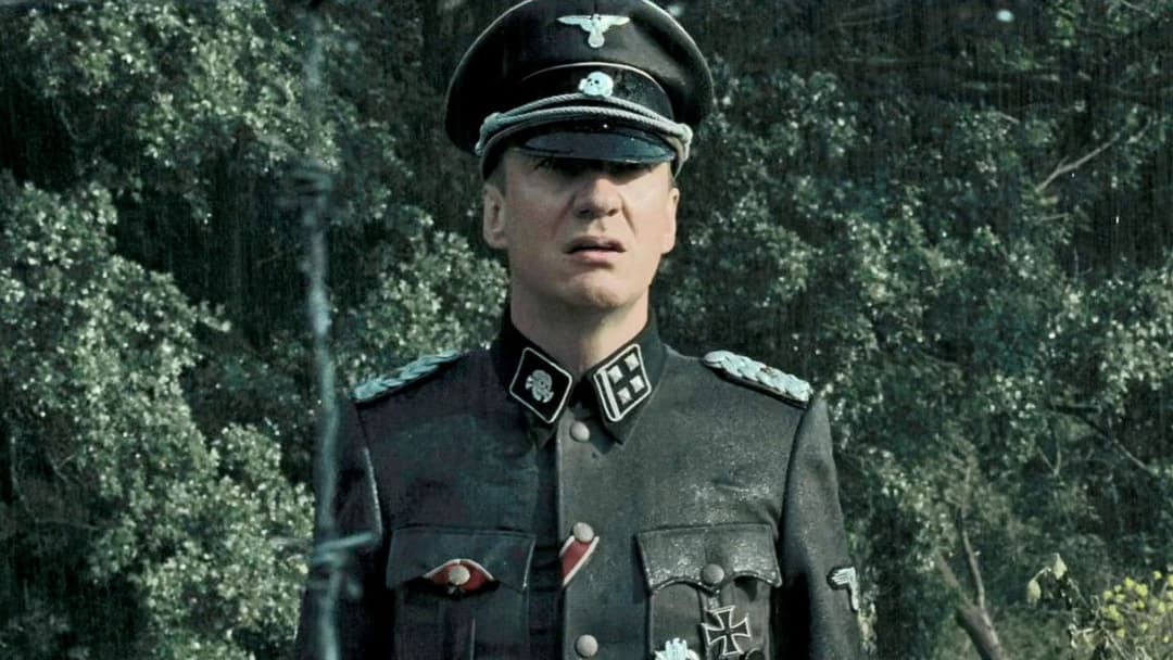 Хлопчик у смугастій піжамі backdrop 16