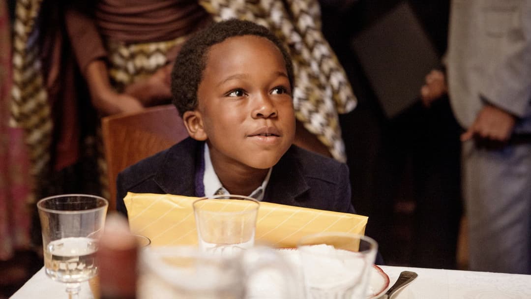 Bienvenue à Marly-Gomont backdrop 13