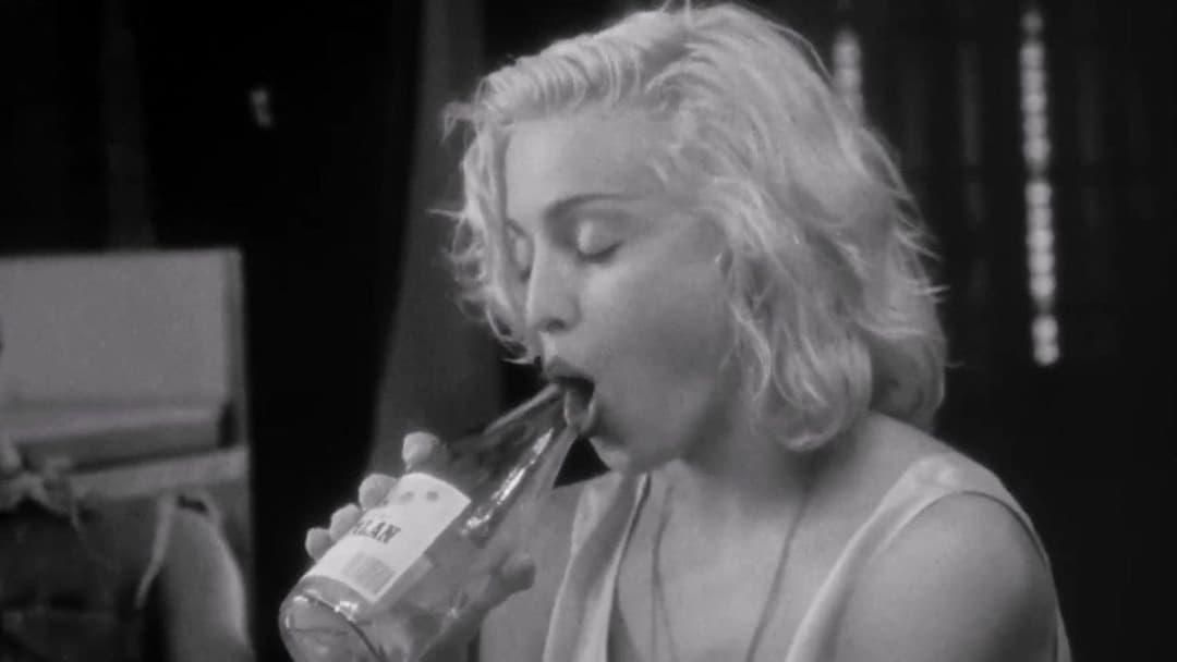 Im Bett mit Madonna backdrop 11