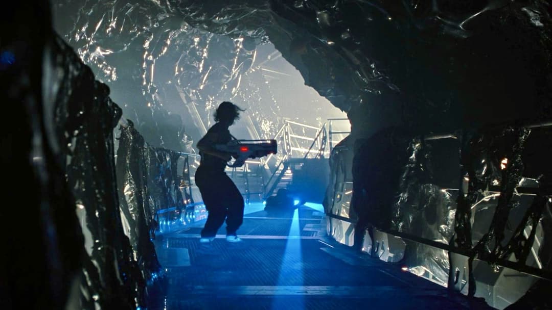 Alien: Romulus backdrop 13
