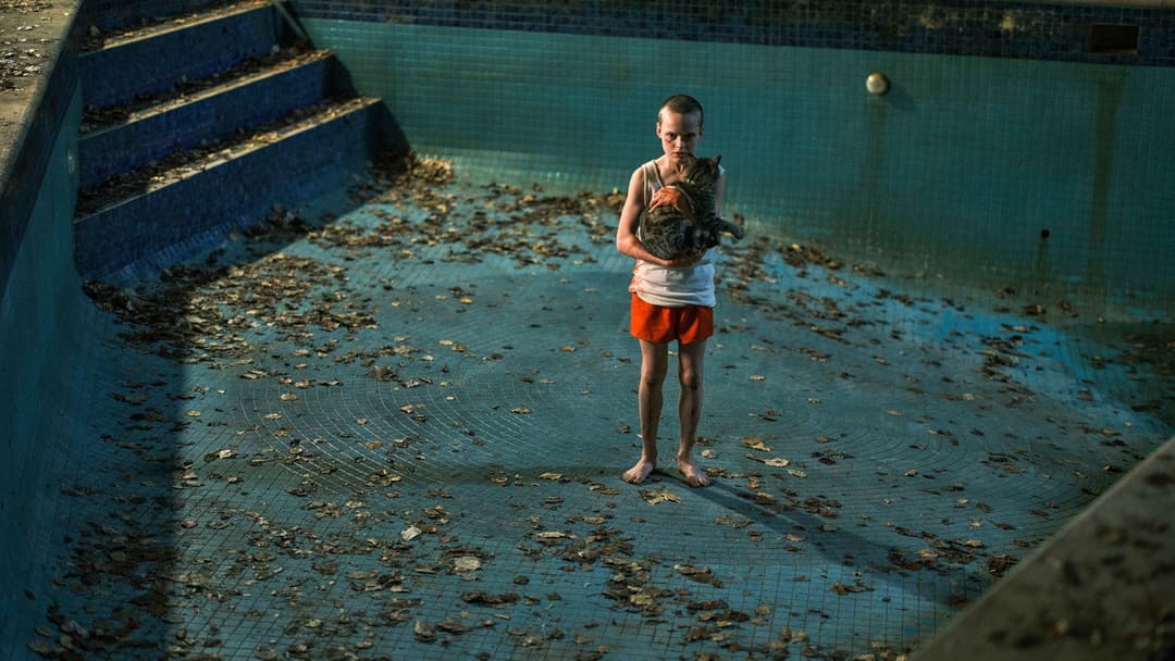 Bring Her Back backdrop 16