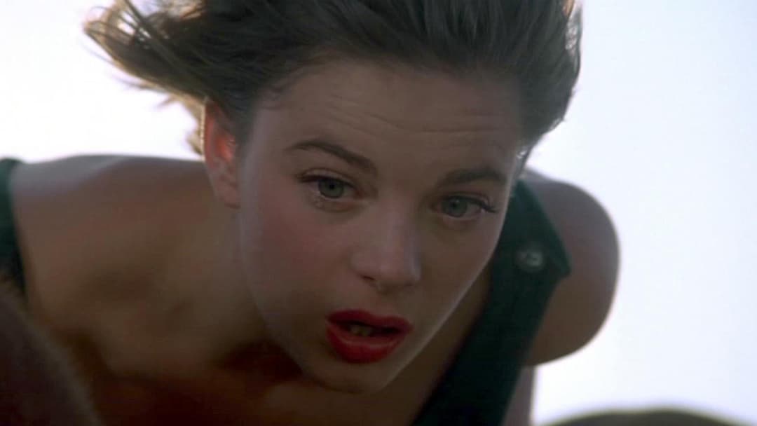 Wild Hearts Can't Be Broken backdrop 5