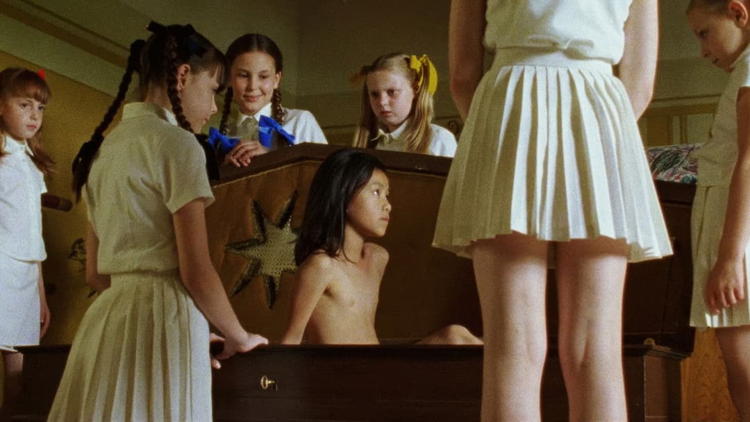 Невинність backdrop 12