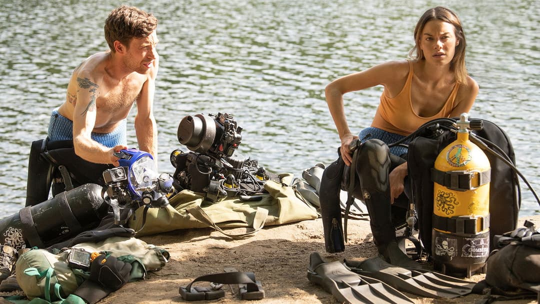 The Deep House backdrop 11