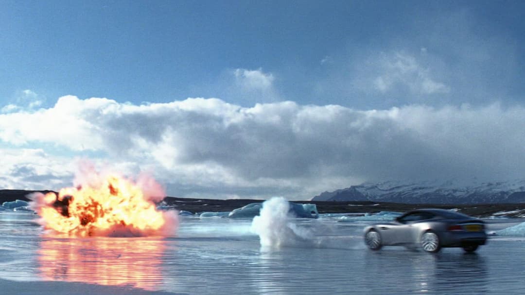 007: Помри, але не зараз backdrop 12