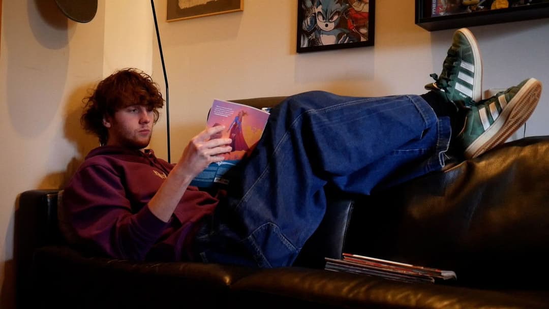 A Short Introduction backdrop 5