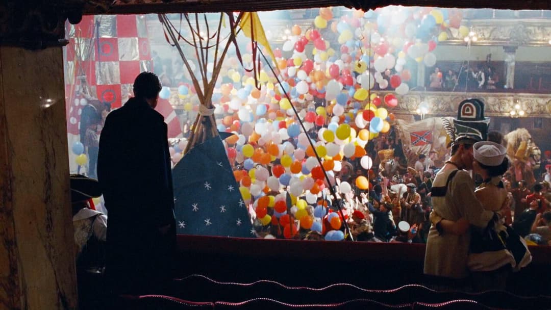 Phantom Thread backdrop 14