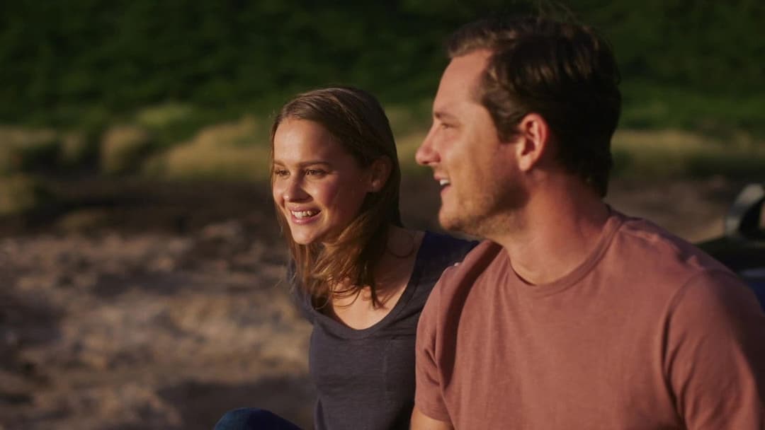 Press Play and Love Again backdrop 7