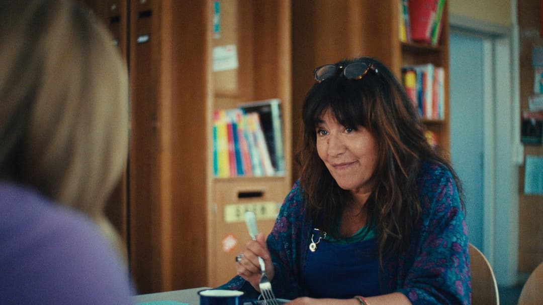 L'Amour et les Forêts backdrop 11