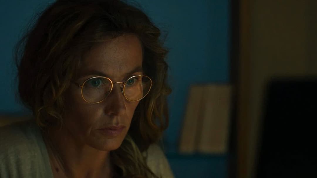 The Residence backdrop 4