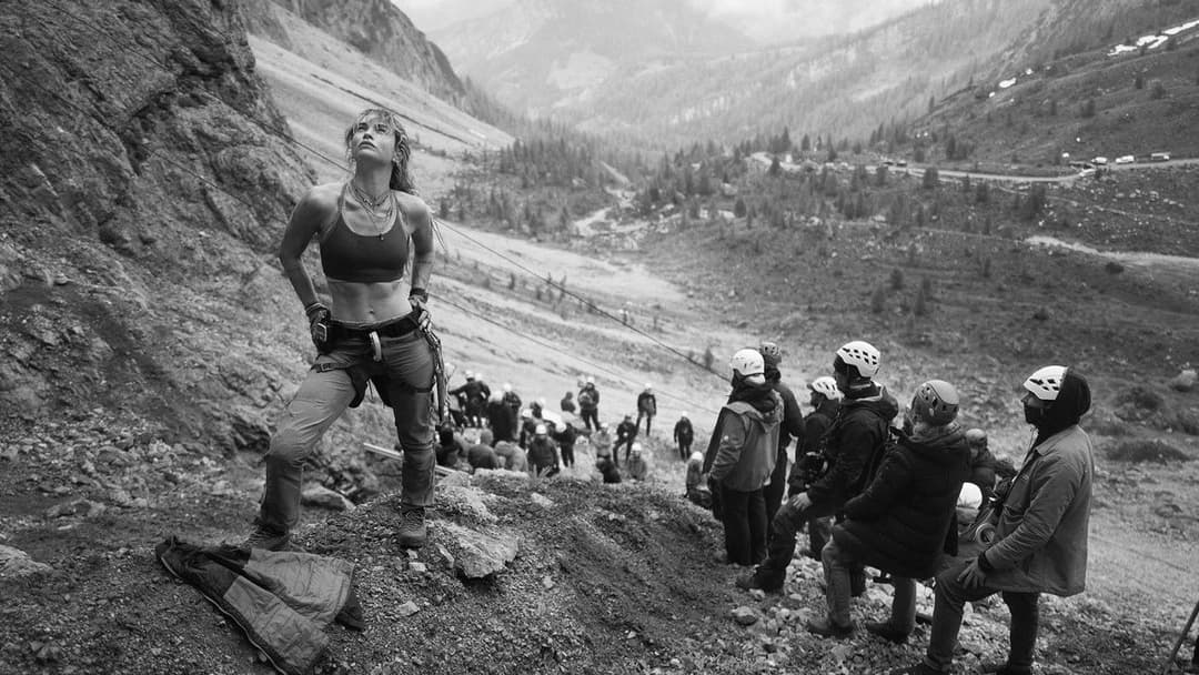 Cliffhanger backdrop 1